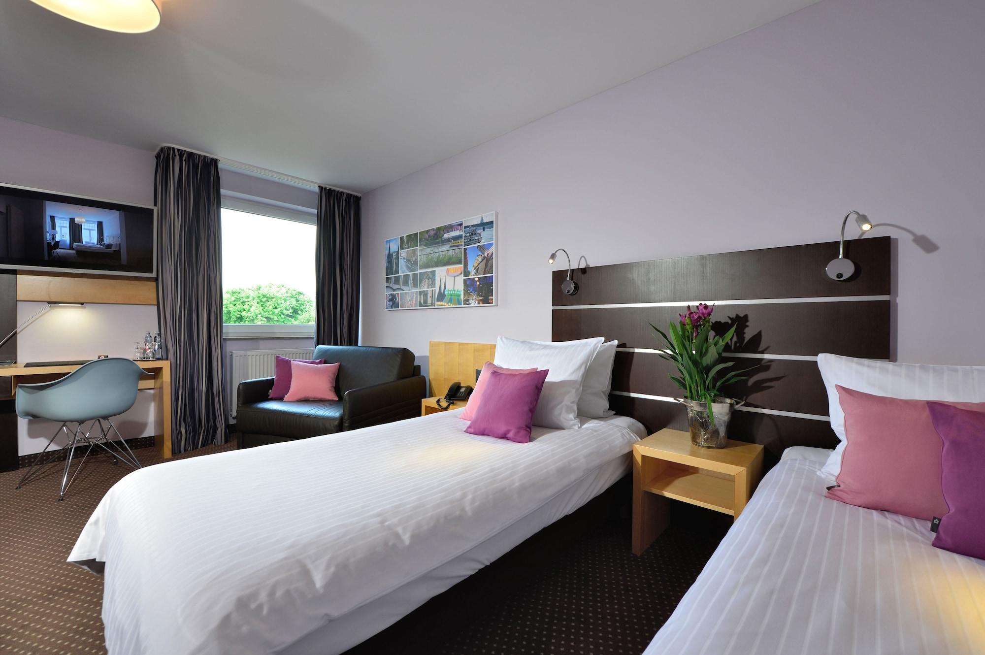 Hotel Uhu Garni Cologne Extérieur photo
