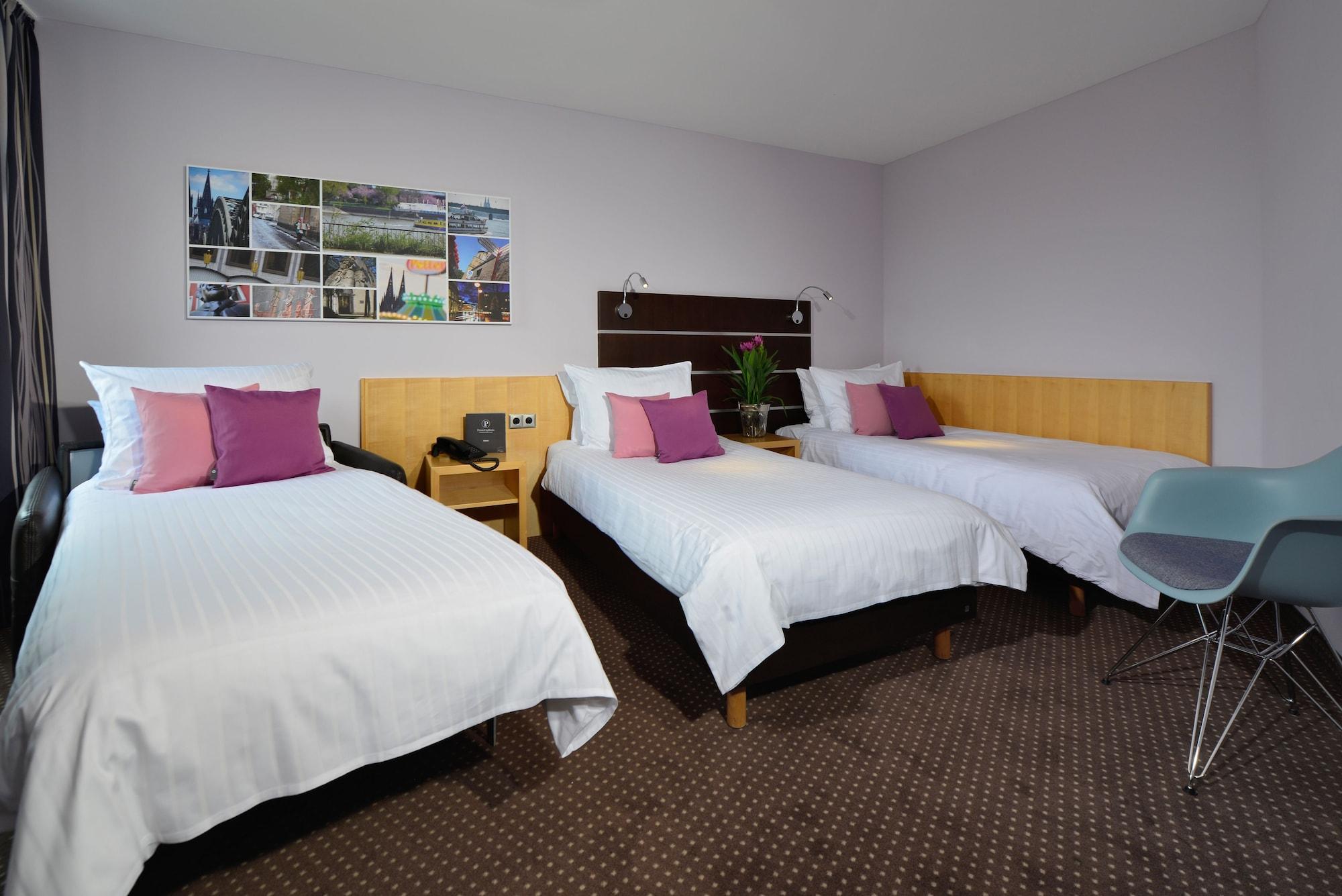 Hotel Uhu Garni Cologne Extérieur photo