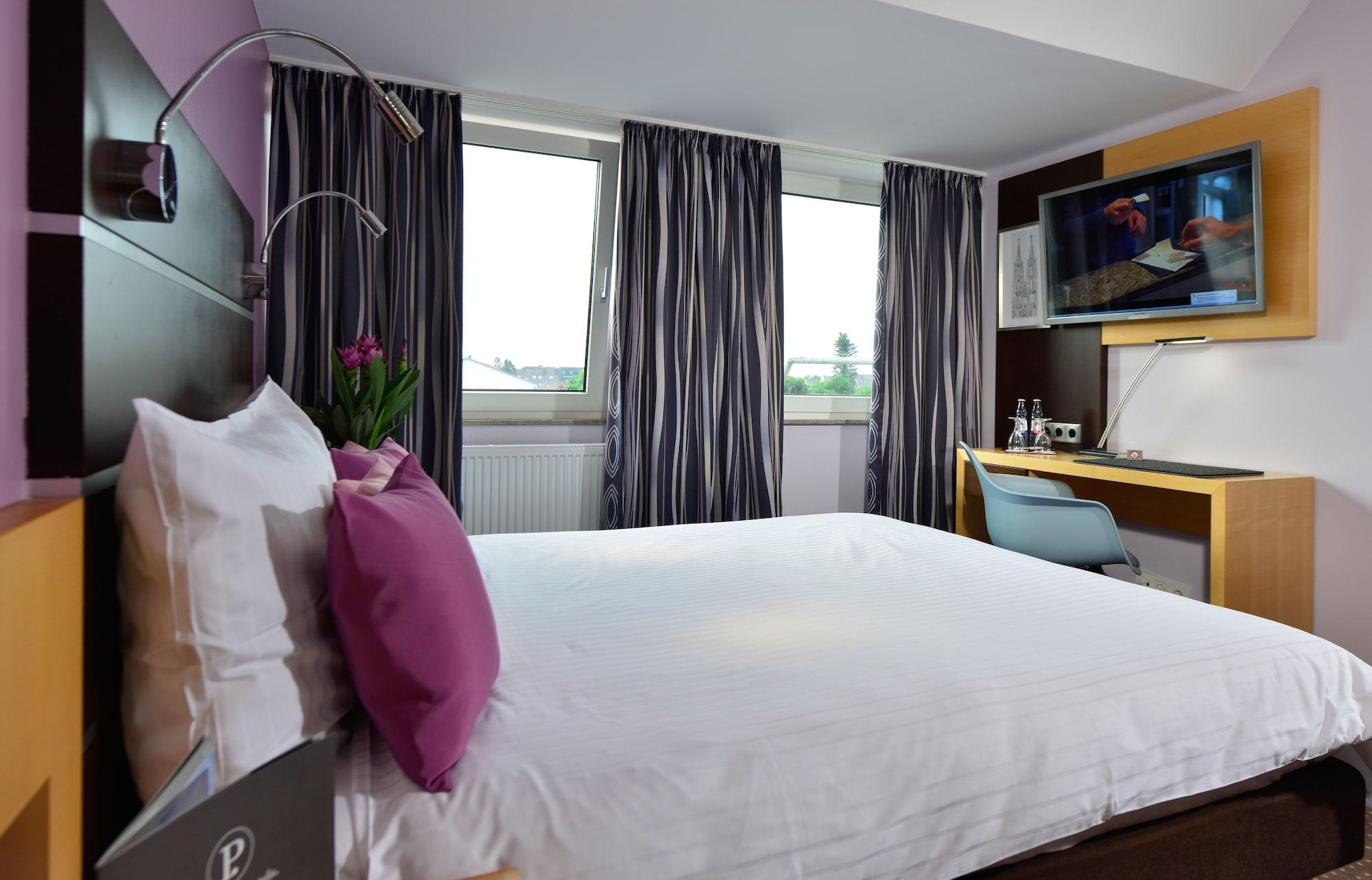 Hotel Uhu Garni Cologne Extérieur photo