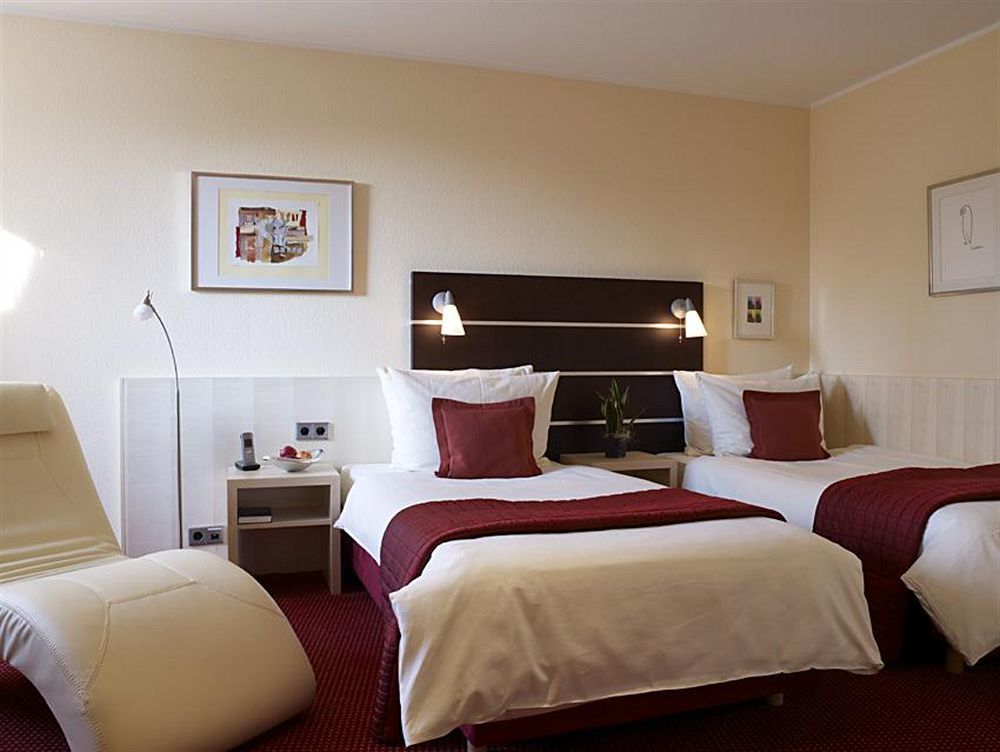 Hotel Uhu Garni Cologne Chambre photo