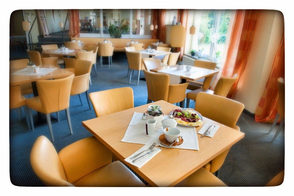 Hotel Uhu Garni Cologne Extérieur photo